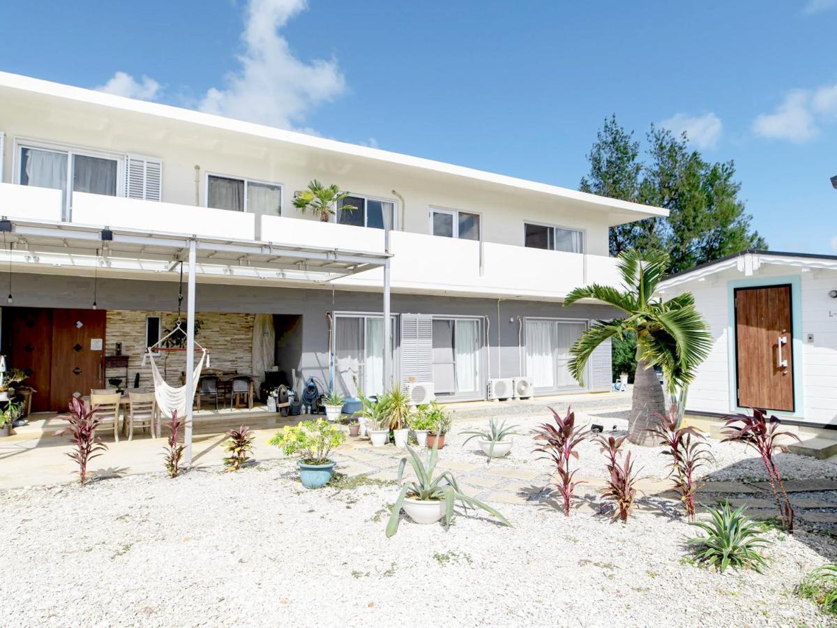Guesthouse Koa Miyakojima  Exteriör bild